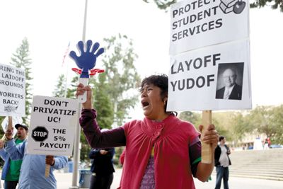MelissaLeeProtest melissa lee | Staff Photographer Workers and students protested in front of Aldrich Hall on Wed. against wages, fees and racism.