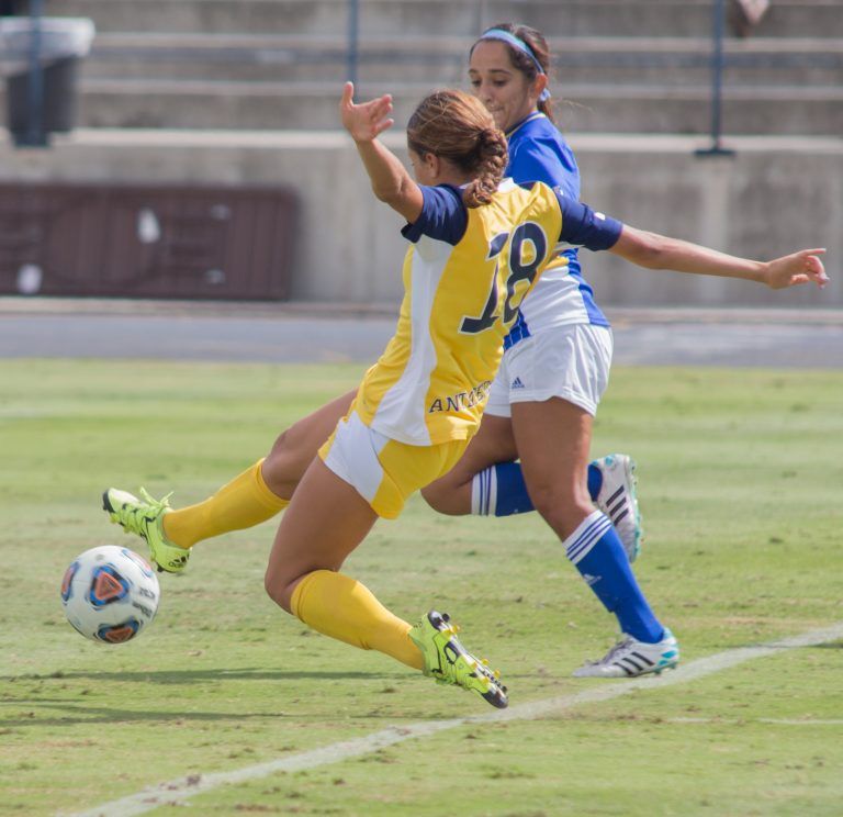 Baham, Texeira Lead UCI Past San Jose State, 2-1, in Double Overtime