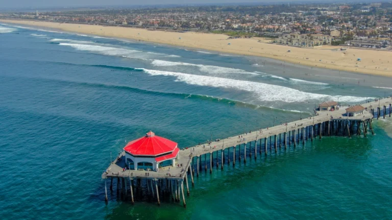 Man Dies After Jumping off Huntington Beach Pier Into Big Surf