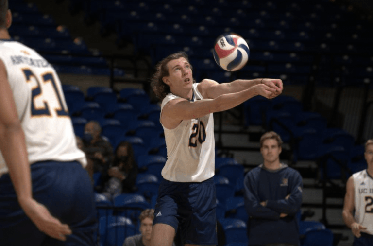 UCI Men’s Volleyball Falls to UCLA, 3-1