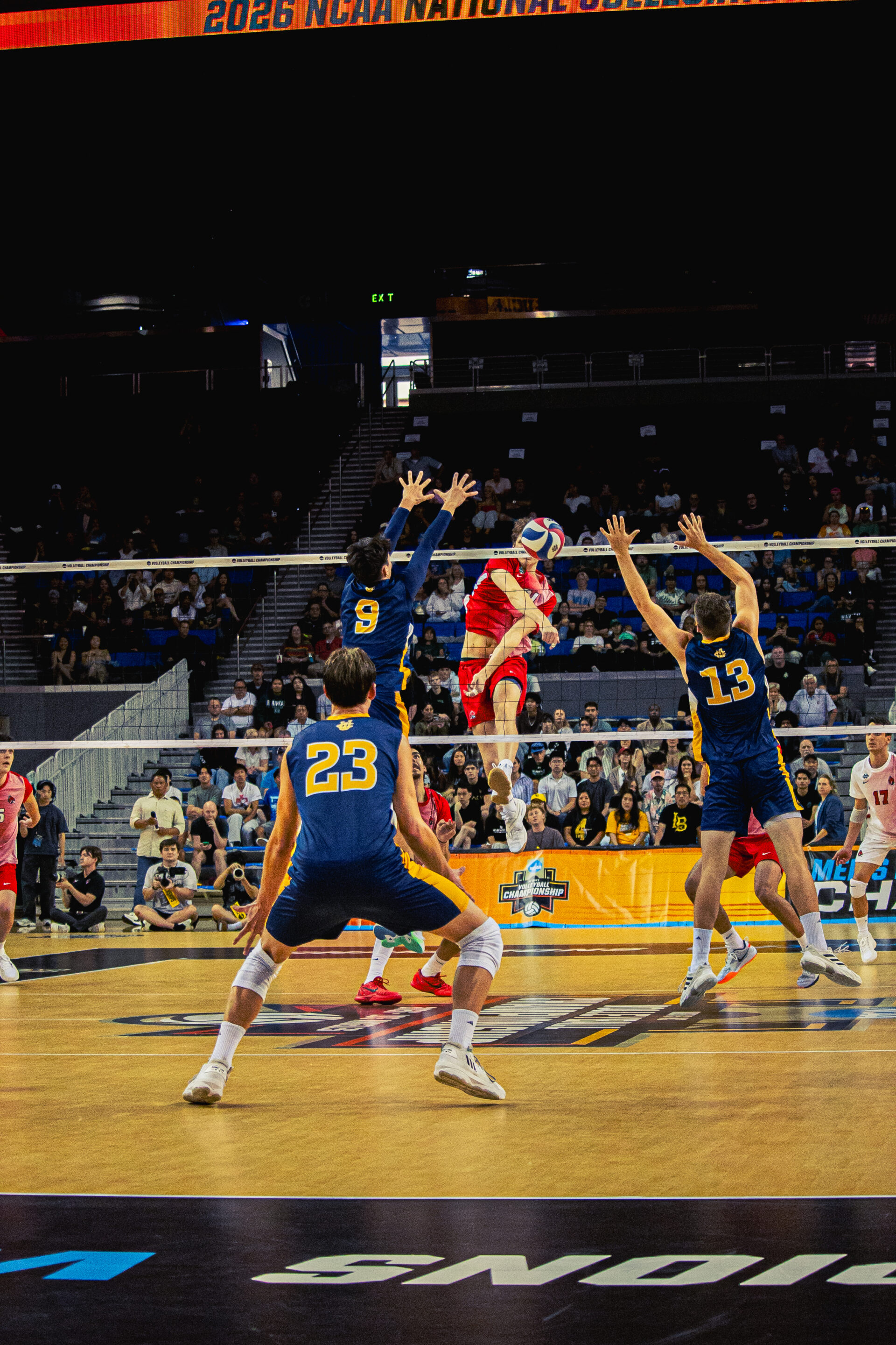 Players going to block them!